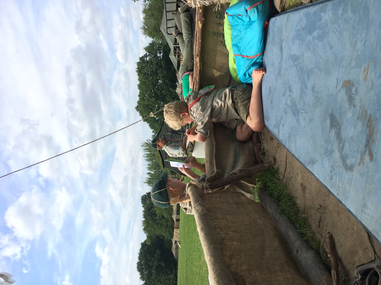 Sint-Martinus den XIIde - Kamp Nivezé WHV